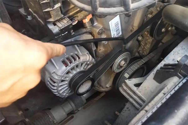 宽城转速传感器的工作原理是什么？