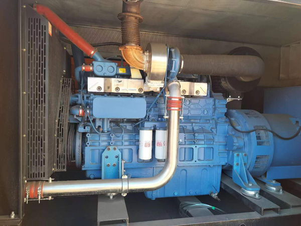 宽城燃油消耗率与进气温度的具体关系是什么？