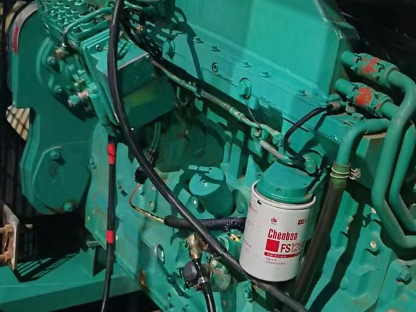 宽城如何确定新的发电机组控制系统是否与原系统兼容？