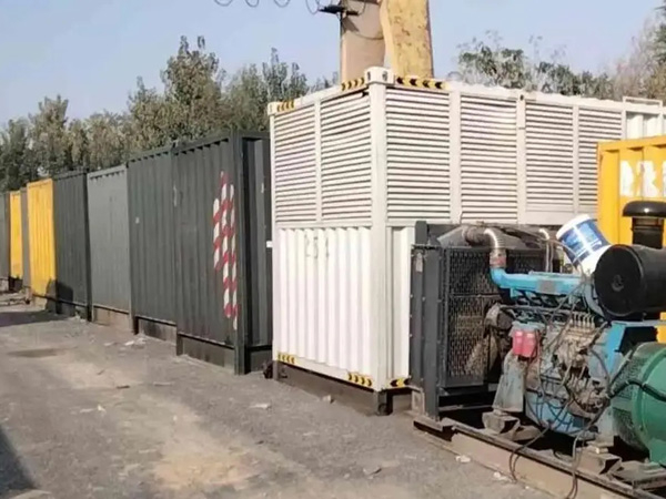 宽城200KW柴油发电机机组每小时油耗是多少？